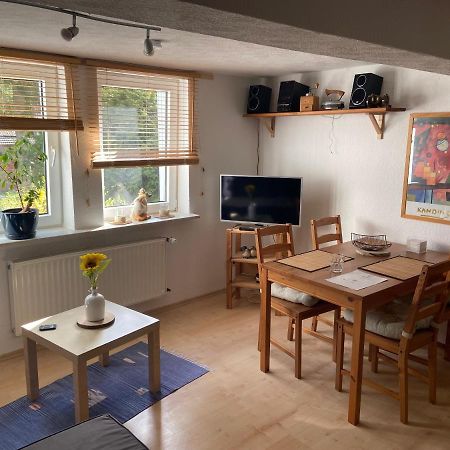 Ferienwohnung Am Brunnenplatz Бад Зуден-Алендорф Екстериор снимка